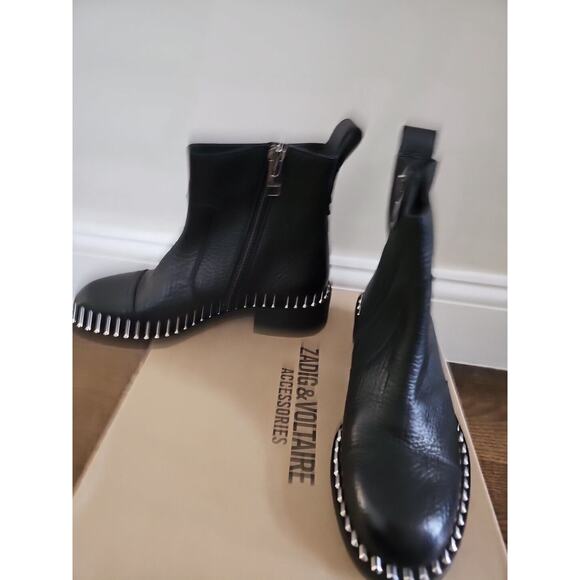 Zadig & Voltaire Empress Clous Round Toe Leather Low-Heel Booties $528, Sz 36 - Picture 4 of 9